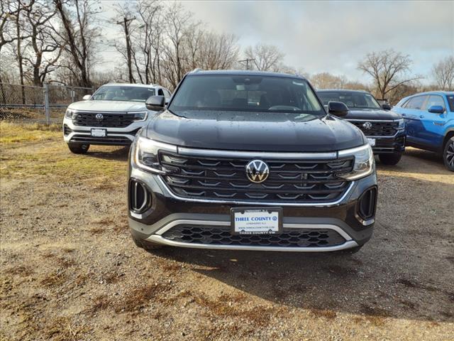 new 2025 Volkswagen Atlas Cross Sport car, priced at $50,618