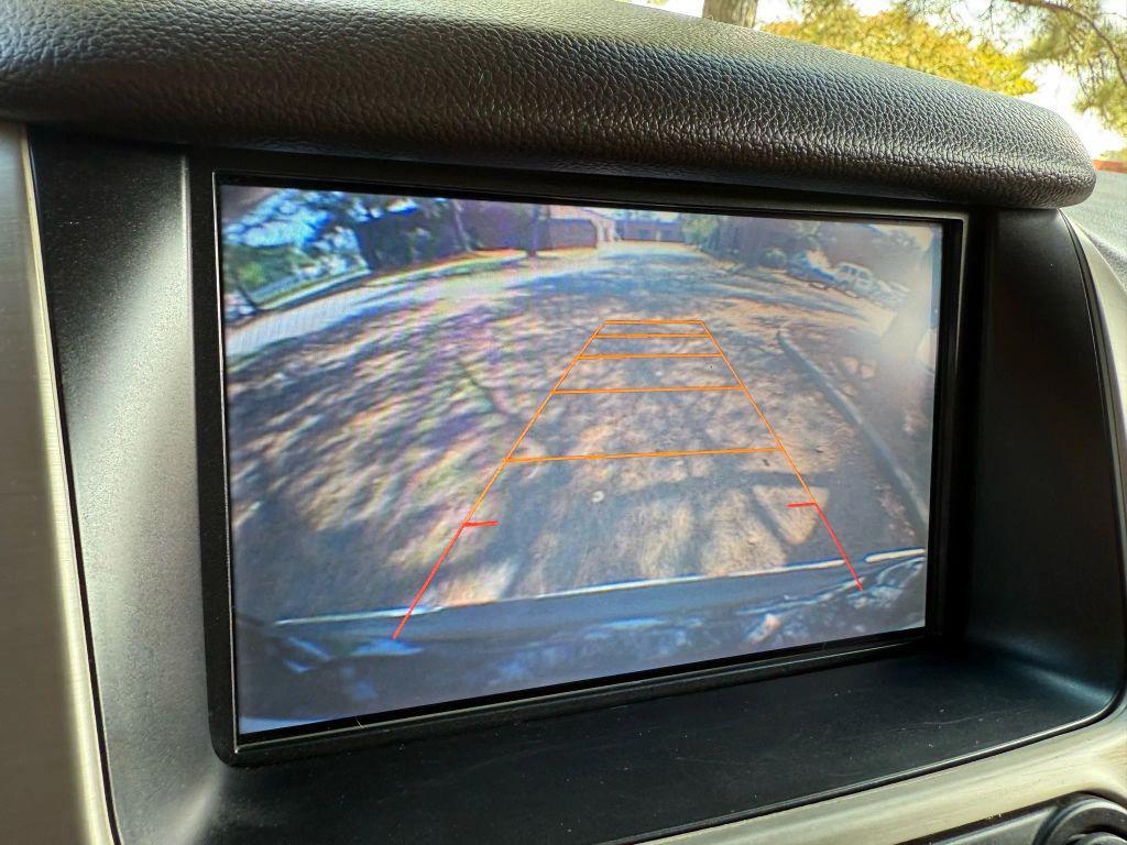 used 2015 GMC Yukon car, priced at $27,995