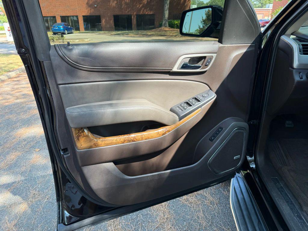 used 2015 GMC Yukon car, priced at $27,995