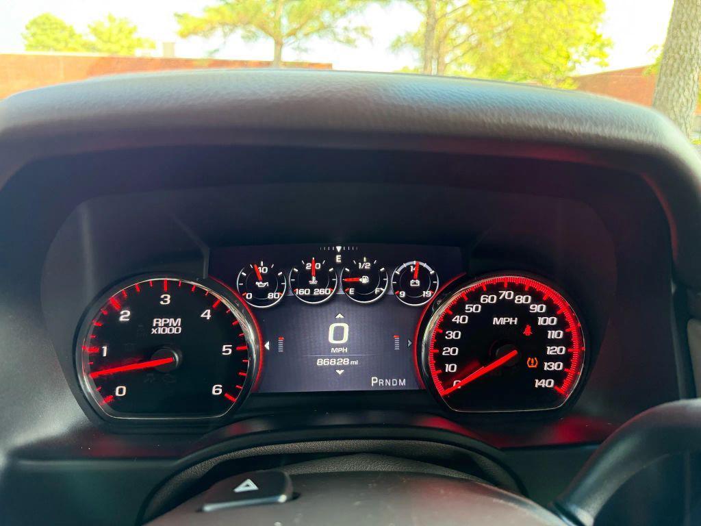 used 2015 GMC Yukon car, priced at $27,995