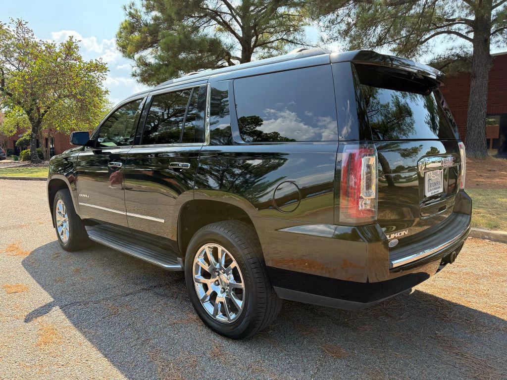 used 2015 GMC Yukon car, priced at $27,995