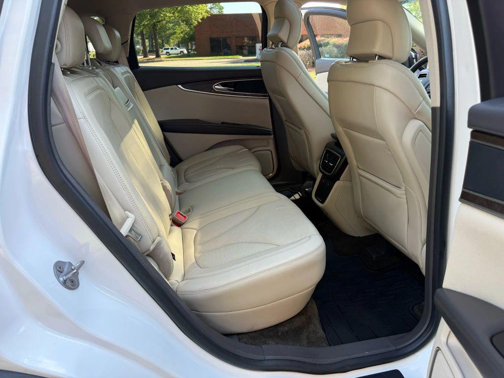 used 2016 Lincoln MKX car, priced at $17,995