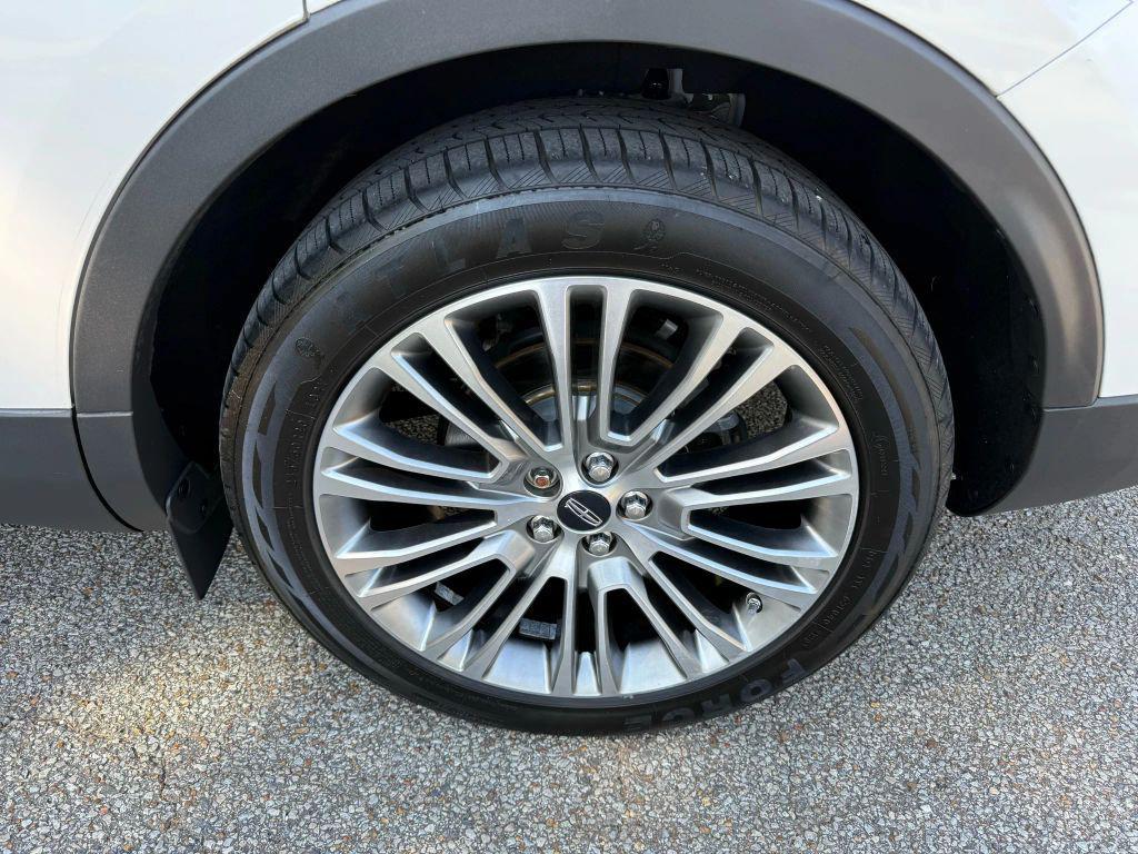 used 2016 Lincoln MKX car, priced at $17,995