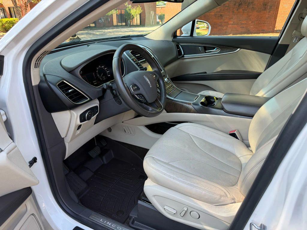 used 2016 Lincoln MKX car, priced at $17,995