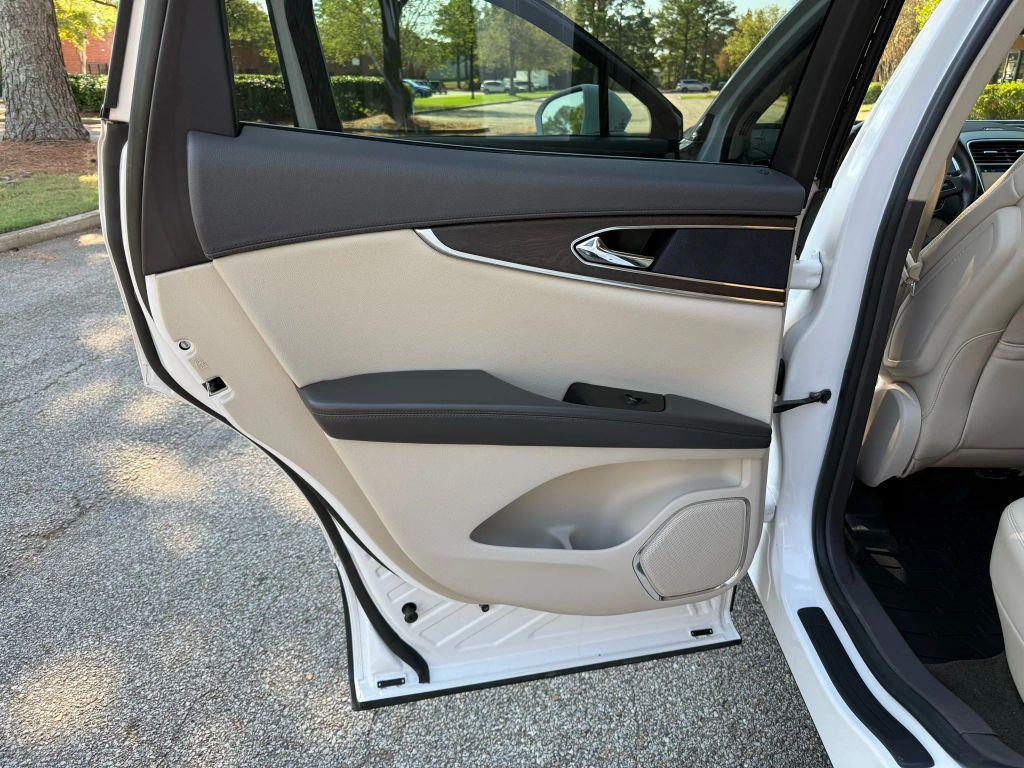 used 2016 Lincoln MKX car, priced at $17,995