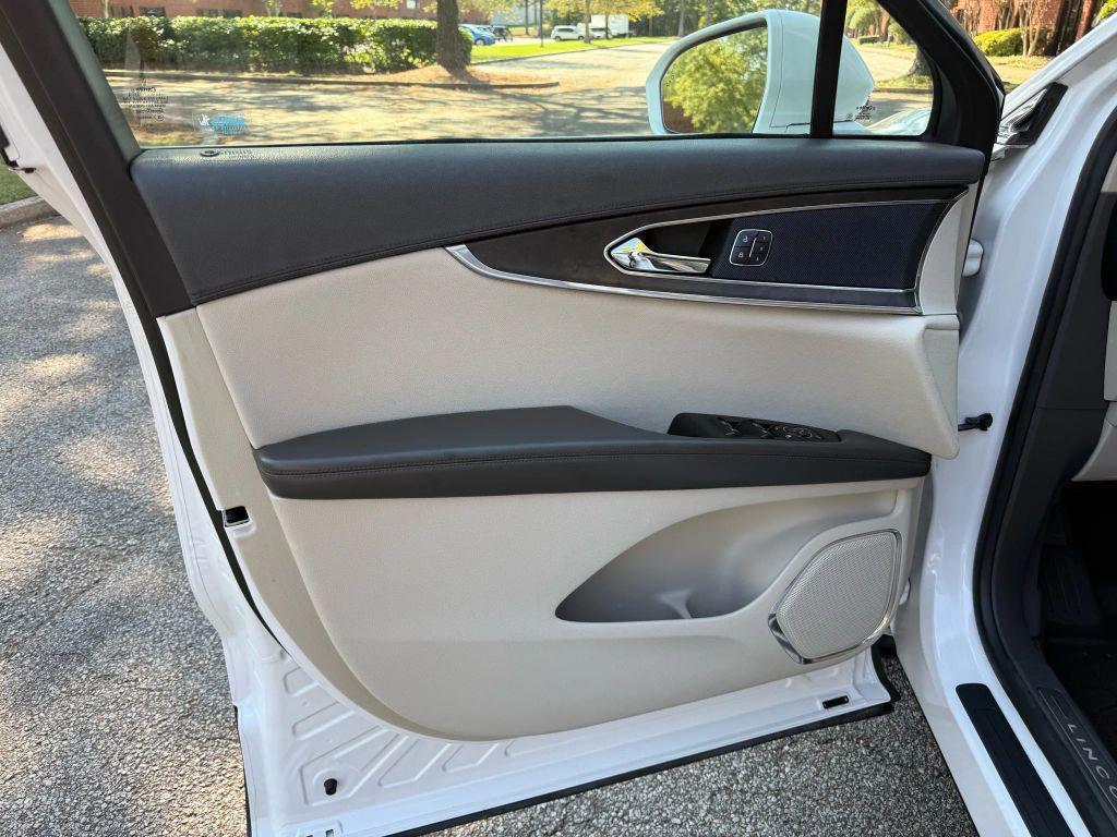 used 2016 Lincoln MKX car, priced at $17,995