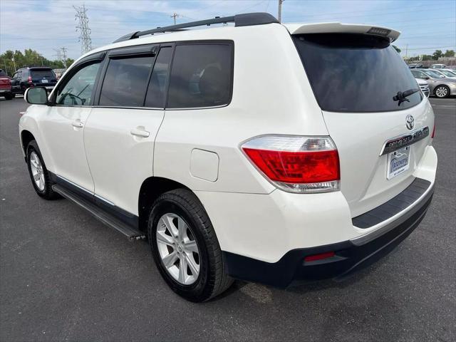 used 2013 Toyota Highlander car, priced at $14,988