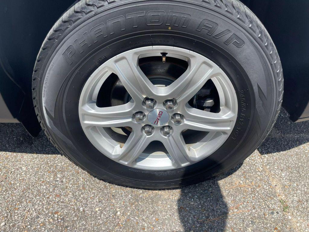 used 2017 GMC Acadia car, priced at $10,995