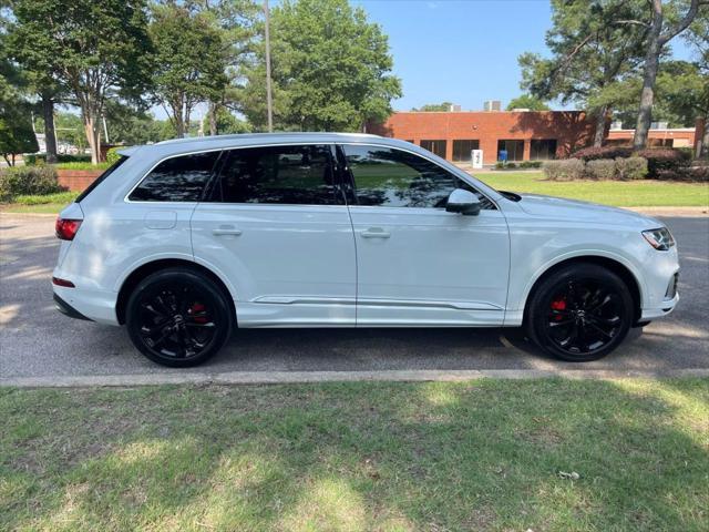used 2020 Audi Q7 car, priced at $24,495