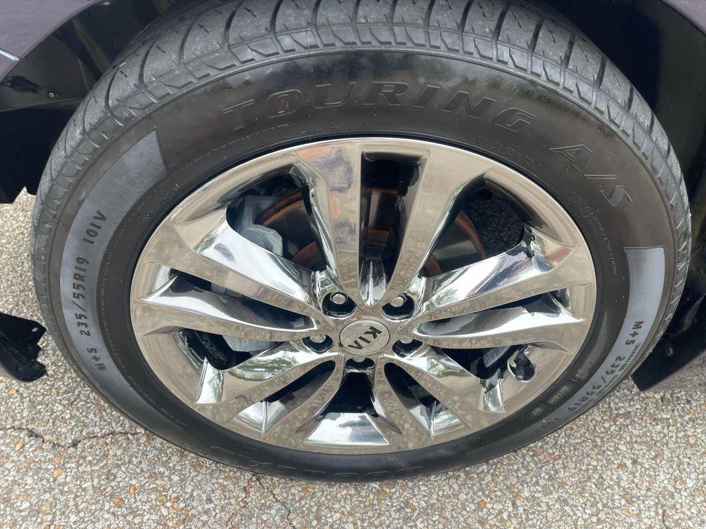 used 2018 Kia Sedona car, priced at $10,995