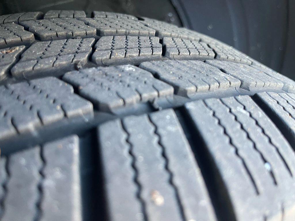 used 2017 Toyota Highlander car, priced at $18,295