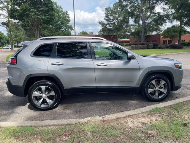 used 2019 Jeep Cherokee car, priced at $11,995