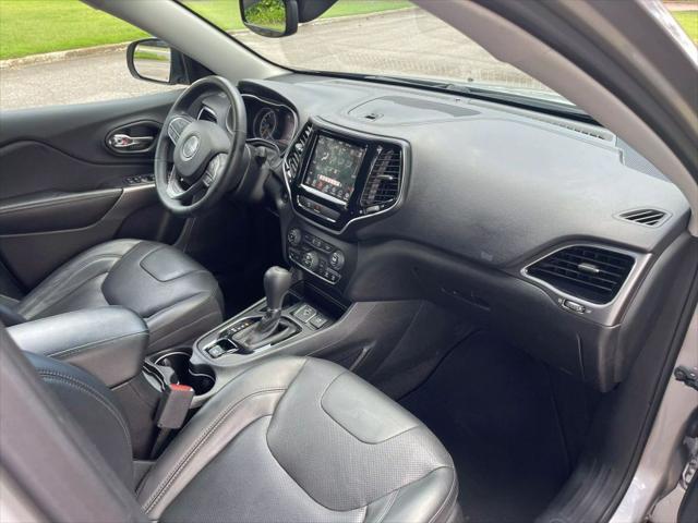 used 2019 Jeep Cherokee car, priced at $11,995