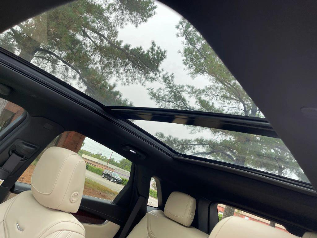 used 2017 Cadillac XT5 car, priced at $14,895