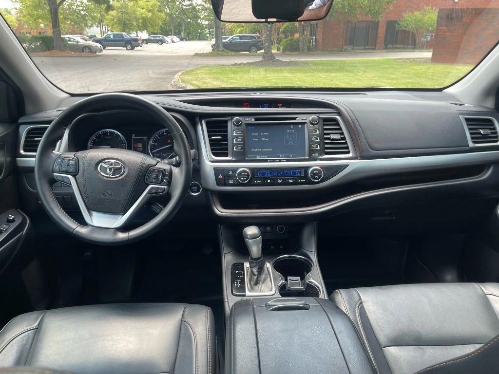 used 2017 Toyota Highlander car, priced at $19,495