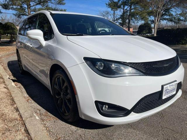 used 2019 Chrysler Pacifica car, priced at $14,895