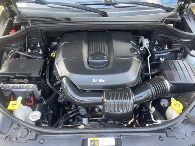 used 2015 Jeep Grand Cherokee car, priced at $17,995