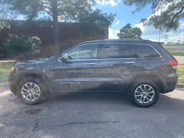 used 2015 Jeep Grand Cherokee car, priced at $17,995