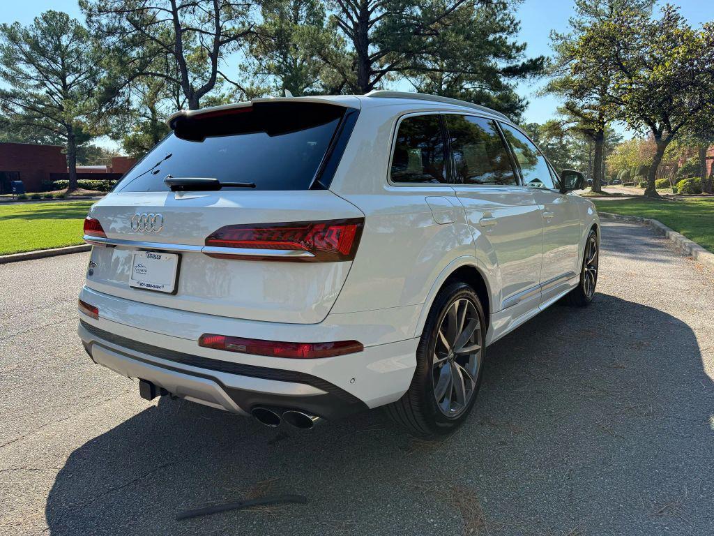 used 2021 Audi SQ7 car, priced at $45,995