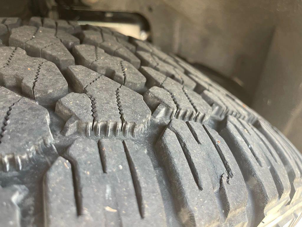 used 2015 Ford F-150 car, priced at $25,995