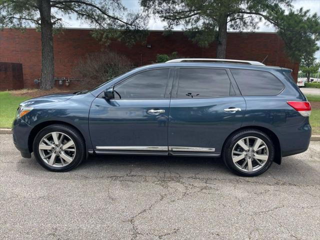 used 2015 Nissan Pathfinder car, priced at $11,995
