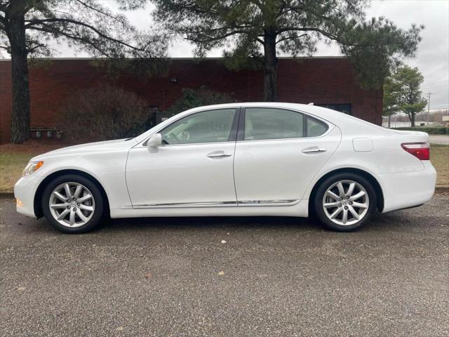 used 2007 Lexus LS 460 car, priced at $12,975