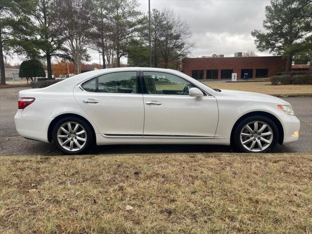 used 2007 Lexus LS 460 car, priced at $12,975