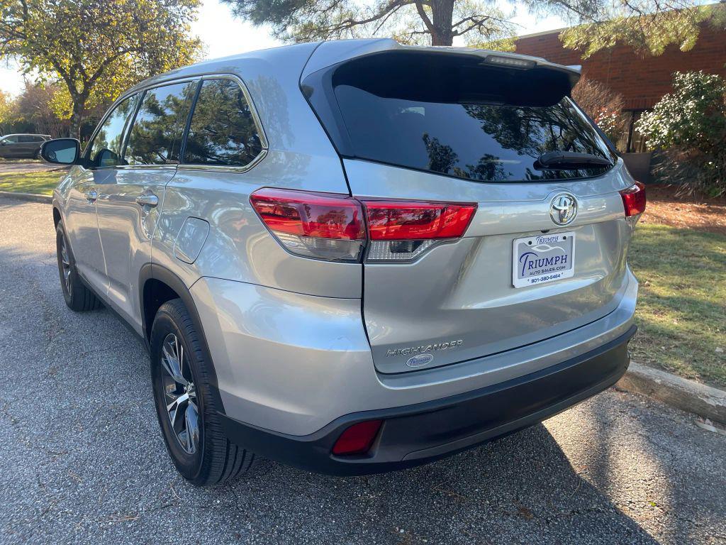 used 2019 Toyota Highlander car, priced at $16,995