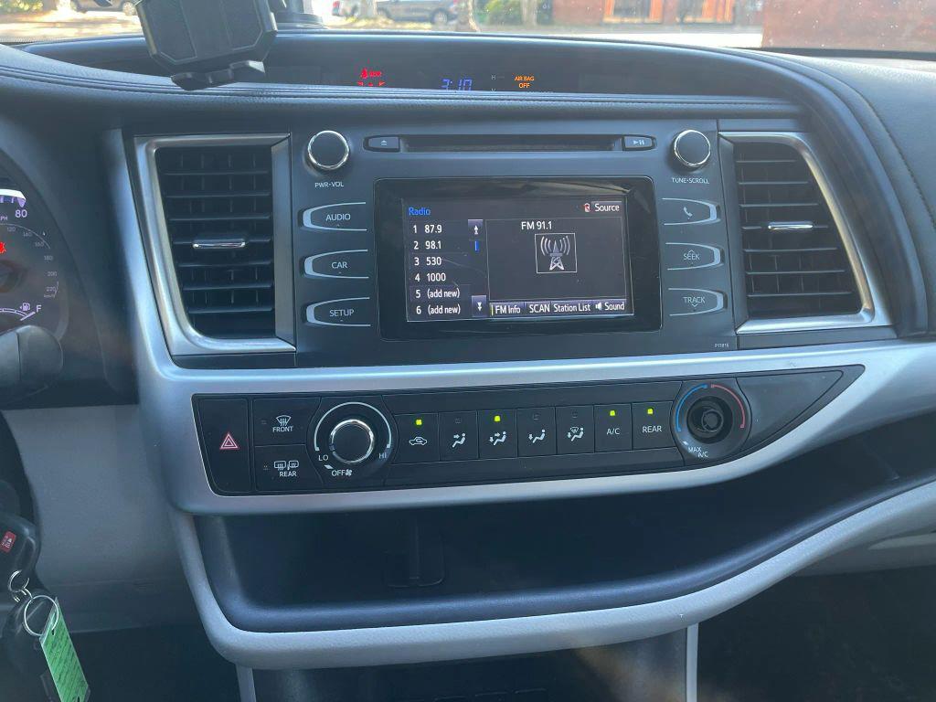 used 2019 Toyota Highlander car, priced at $16,995