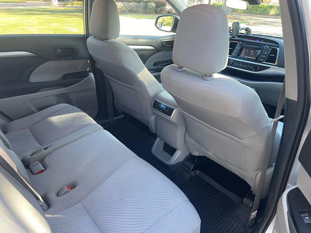 used 2019 Toyota Highlander car, priced at $16,995