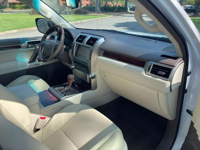 used 2011 Lexus GX 460 car, priced at $16,600