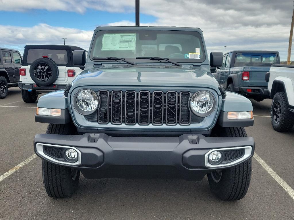 new 2024 Jeep Gladiator car, priced at $49,149