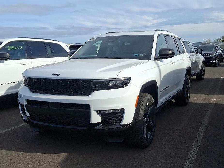 new 2025 Jeep Grand Cherokee L car, priced at $53,596