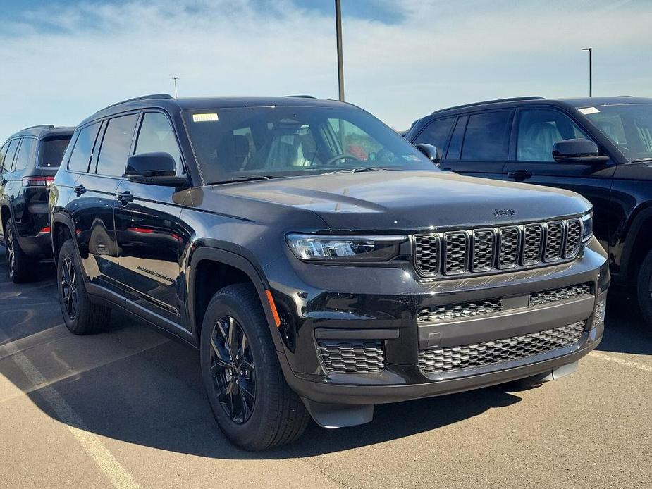 new 2025 Jeep Grand Cherokee L car, priced at $48,086