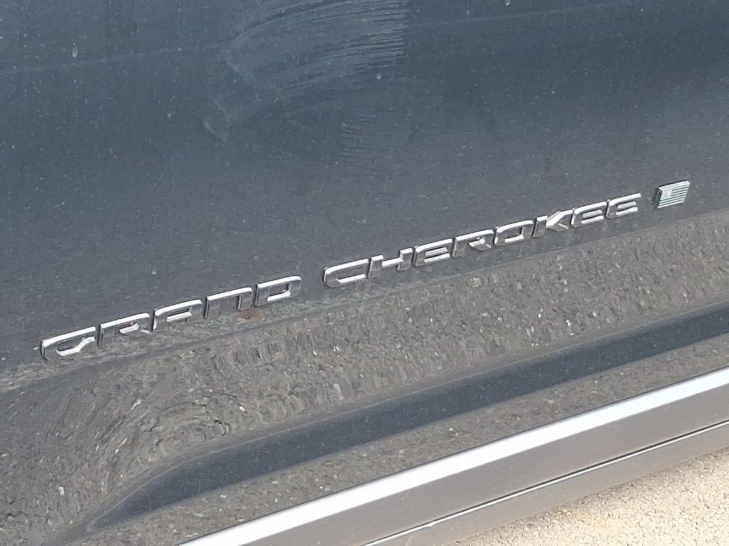 new 2025 Jeep Grand Cherokee car, priced at $46,546