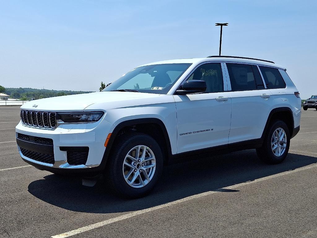 new 2025 Jeep Grand Cherokee L car, priced at $40,165