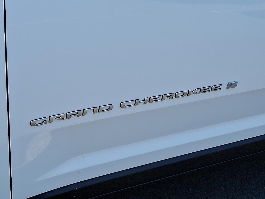 new 2025 Jeep Grand Cherokee L car, priced at $40,165