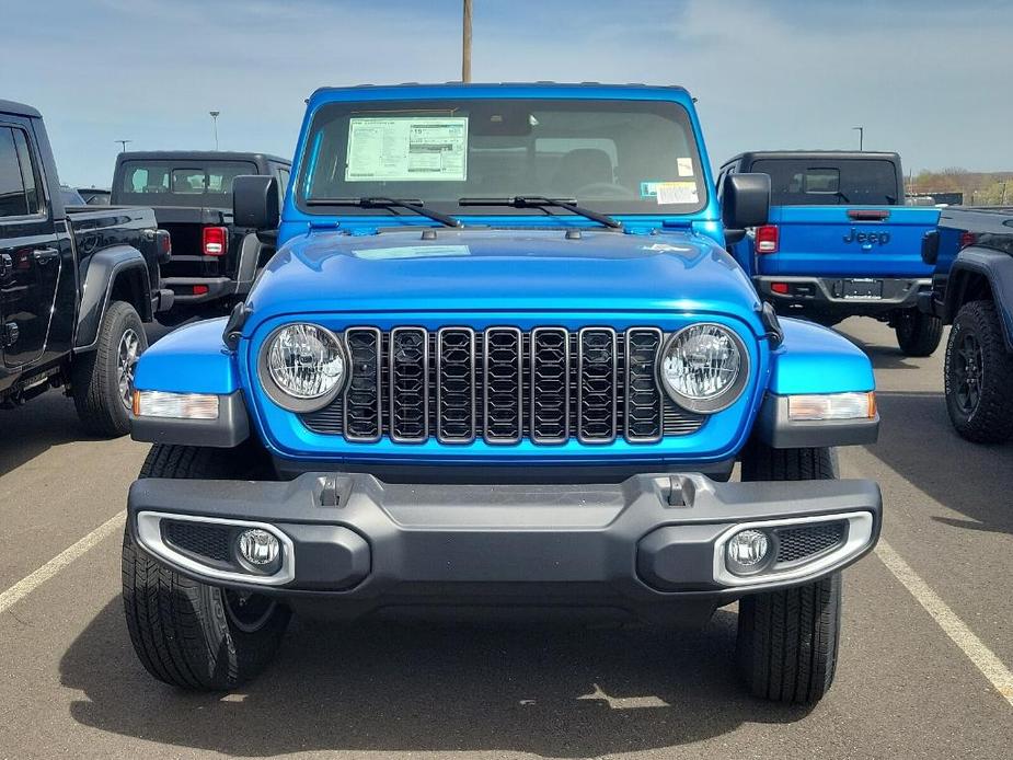 new 2024 Jeep Gladiator car, priced at $42,456