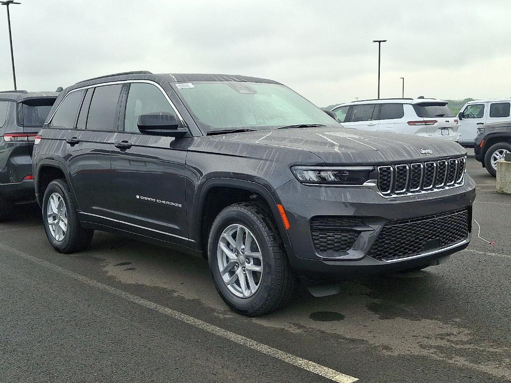 new 2025 Jeep Grand Cherokee car, priced at $39,103
