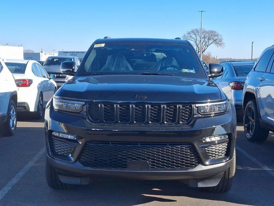 new 2025 Jeep Grand Cherokee car, priced at $51,091