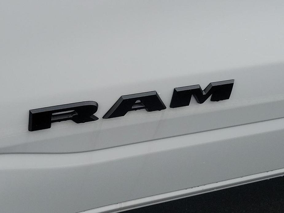 new 2025 Ram 1500 car, priced at $47,951