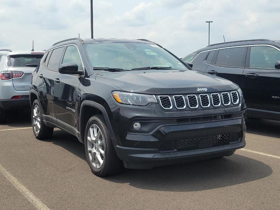 new 2024 Jeep Compass car, priced at $27,617