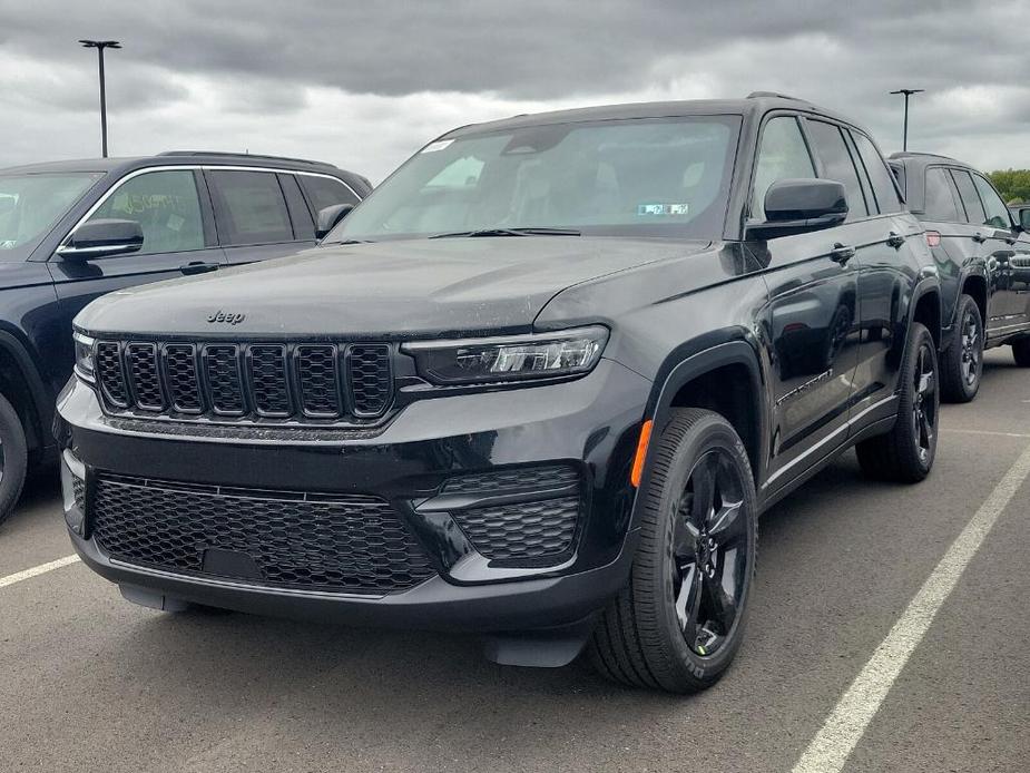 new 2025 Jeep Grand Cherokee car, priced at $47,731