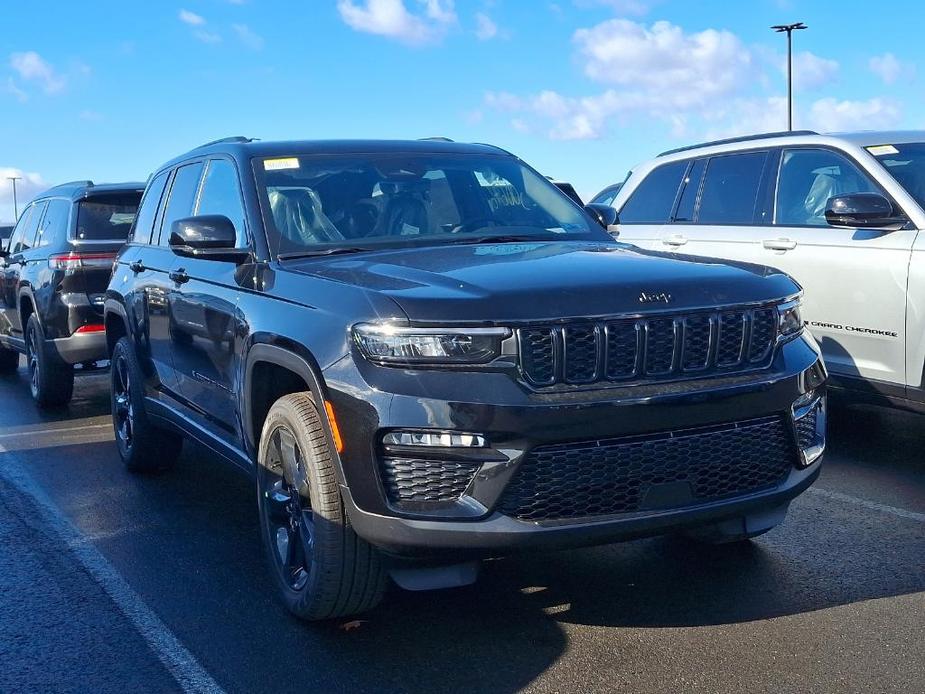 new 2025 Jeep Grand Cherokee car, priced at $52,091