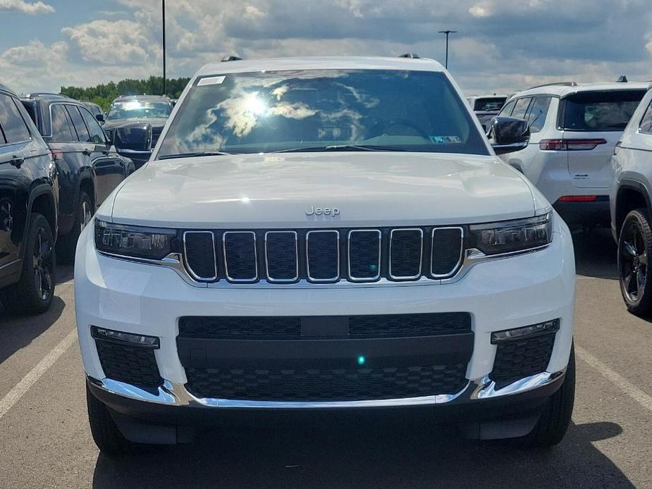 new 2024 Jeep Grand Cherokee L car, priced at $41,261