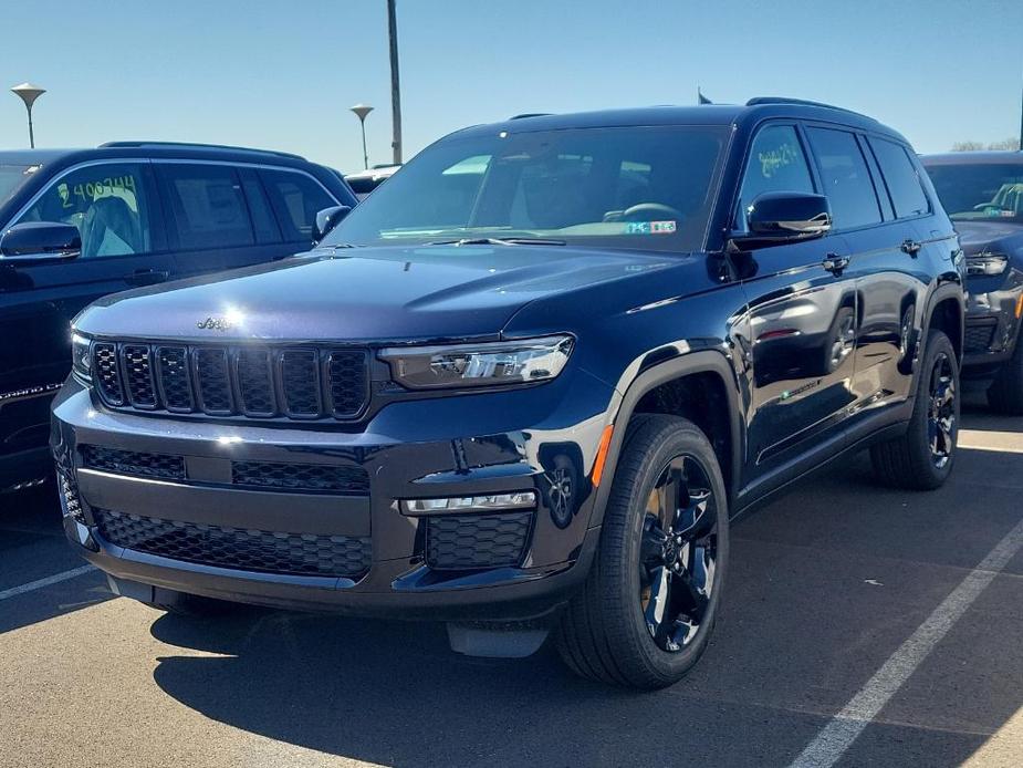 new 2024 Jeep Grand Cherokee L car, priced at $44,581