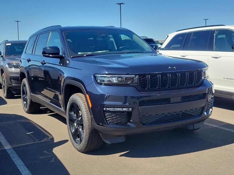 new 2024 Jeep Grand Cherokee L car, priced at $44,581