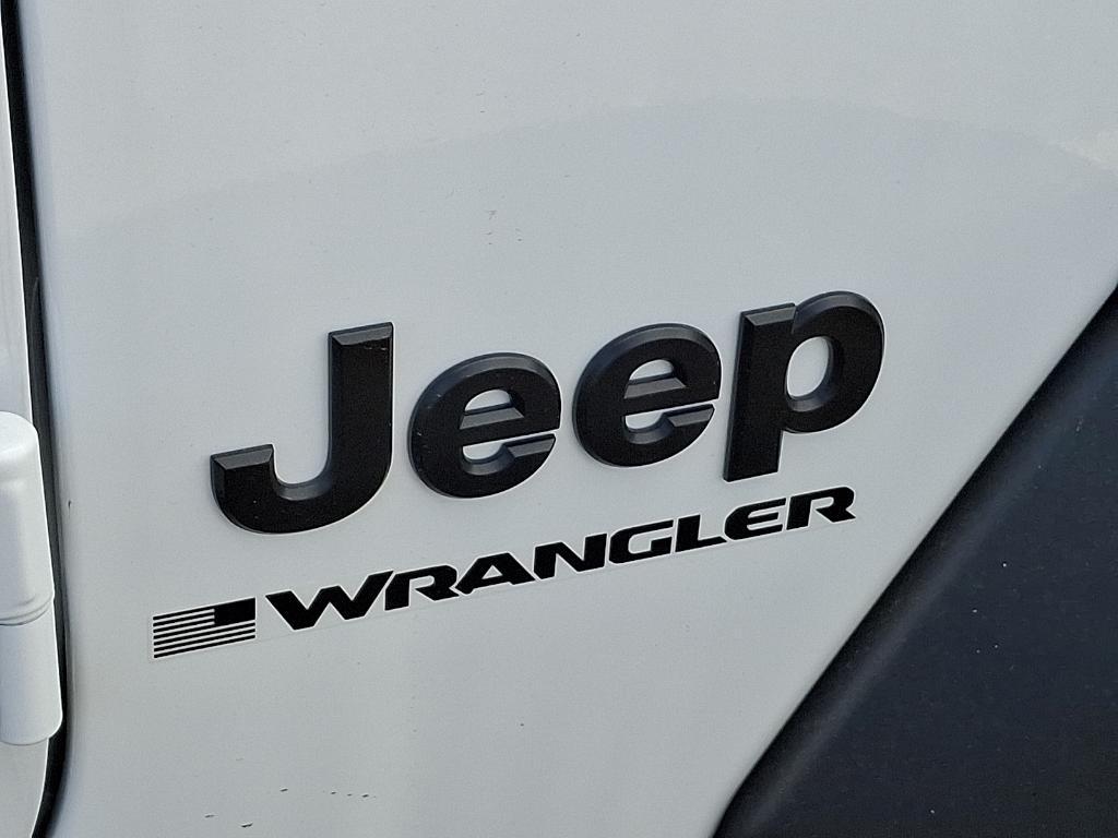 new 2026 Jeep Wrangler car, priced at $42,486