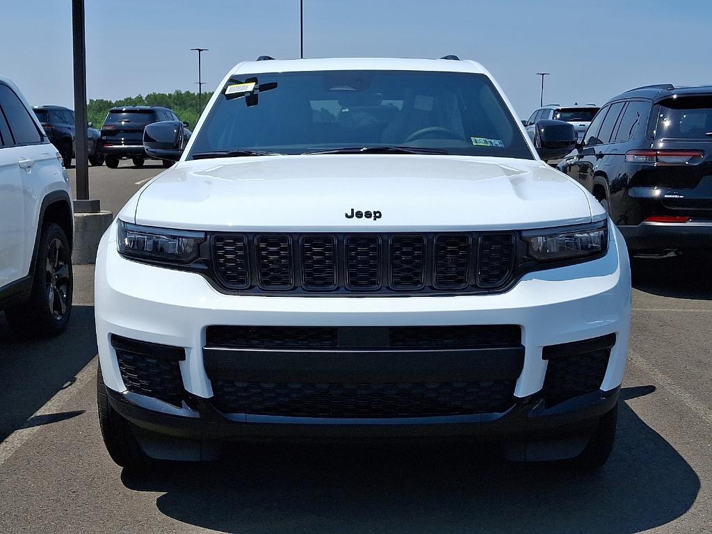 new 2025 Jeep Grand Cherokee L car, priced at $41,308