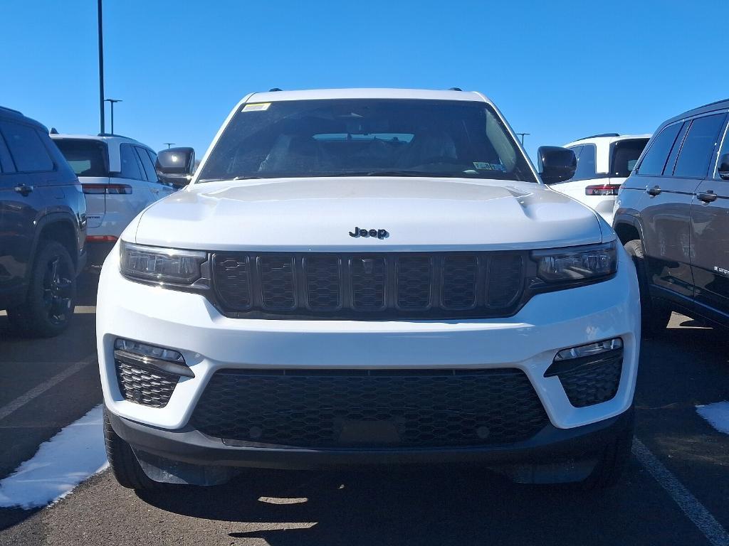 new 2025 Jeep Grand Cherokee car, priced at $49,896